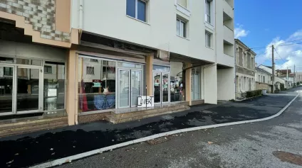 BUREAUX POITIERS PROCHE PATINOIRE 117M² A LOUER - Offre immobilière - Arthur Loyd