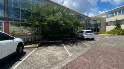 Bureaux 162 m2 ( FDF - Valmenière ) - Offre immobilière - Arthur Loyd