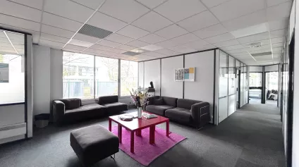 A vendre - Bureaux de 240 m² - Mérignac Aéroport - Offre immobilière - Arthur Loyd