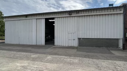 Fretin proche aéroport Lesquin A1 CRT entrepot avec stockage extérieur parking - Offre immobilière - Arthur Loyd