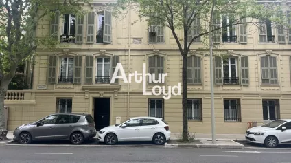EXCEPTIONNEL AU COEUR DU CARRE D'OR DE NICE BUREAU A LOUER DE 125M² DANS IMMEUBLE BOURGEOIS - Offre immobilière - Arthur Loyd