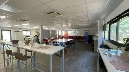 3 Plateaux de bureaux à Nîmes, Parc Georges Besse, Accès & Parking Privatif - Vente - Offre immobilière - Arthur Loyd