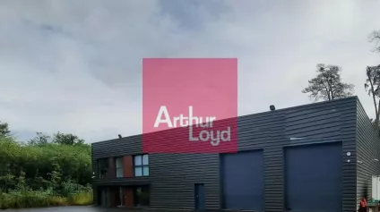 LEZOUX A LOUER LOCAL ACTIVITE 696 M² - PARCELLE 3600 M² - BATIMENT NEUF - Offre immobilière - Arthur Loyd