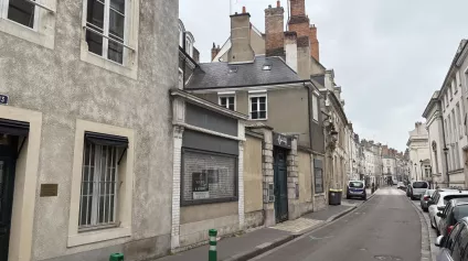 A VENDRE LOCAL COMMERCIAL HYPER CENTRE ORLEANS - Offre immobilière - Arthur Loyd