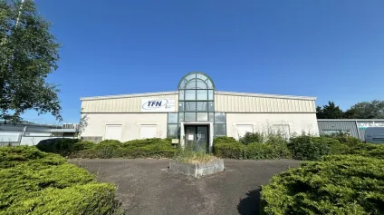 BUREAUX à VENDRE de 607.4 m² - Offre immobilière - Arthur Loyd