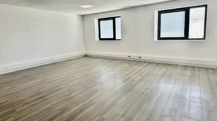 A vendre: Bureaux récents centre ville d'Aix - Offre immobilière - Arthur Loyd