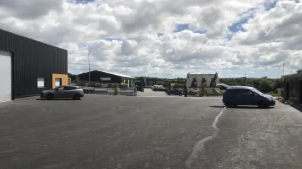  PLEYBEN BORDURE VOIE EXPRESS - Offre immobilière - Arthur Loyd