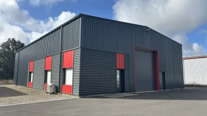 A louer local d'activité à St AIGNAN GRANDLIEU - Offre immobilière - Arthur Loyd