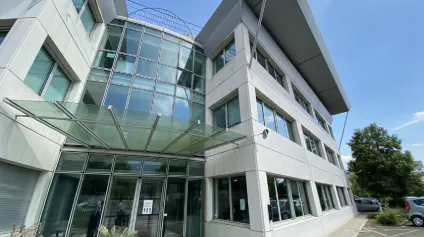 BUREAUX ENTIEREMENT RENOVES - MONTBONNOT - Offre immobilière - Arthur Loyd