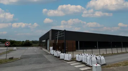 Local commercial neuf à louer - 1600m2 divisibles - Montigny-en-Gohelle (62) - Flux important de véhicules / Surface à partir de 500m2 - Offre immobilière - Arthur Loyd