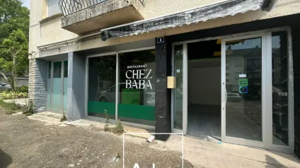Local commercial 80m2 - Parking et accès PMR - Quartier Leclerc - Offre immobilière - Arthur Loyd