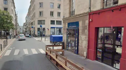 Local centre ville de nantes belle surface - Offre immobilière - Arthur Loyd
