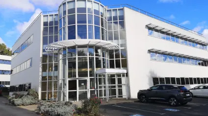 PLATEAUX DE BUREAUX RÉNOVÉS DIVISIBLES - CARQUEFOU LA FLEURIAYE - Offre immobilière - Arthur Loyd