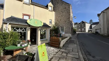 Local commercial à louer Vigneux de Bretagne - Offre immobilière - Arthur Loyd