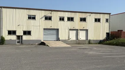 Idéal Transporteur - Cellule d'activités à louer - 1 100 m2 - Pôle 45 - Nord Métropole - Offre immobilière - Arthur Loyd