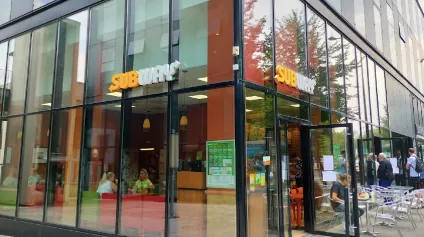 Local commercial à louer Lille - 110 m² avec extraction et parking - Emplacement stratégique proche - Offre immobilière - Arthur Loyd