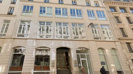 Bureaux A Louer - Deskeo Saint Petersbourg - Offre immobilière - Arthur Loyd