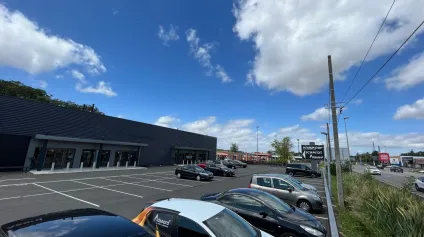 Implantez votre enseigne : 700 m² disponibles en reprise de bail dans la dynamique zone CAP Saran - Offre immobilière - Arthur Loyd