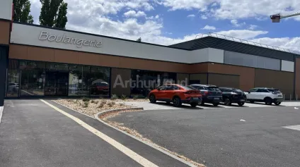 LOCAL COMMERCIAL à LOUER de 223 m² - Offre immobilière - Arthur Loyd