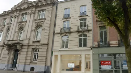 Rare sur le secteur gare de Valenciennes , ces deux plateaux de bureaux disponibles immédiatement à la location . - Offre immobilière - Arthur Loyd