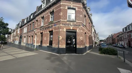 Cession de droit au bail - Local commercial à louer idéalement situé dans le quartier dynamique d'Euratechnologies à Lille - Offre immobilière - Arthur Loyd