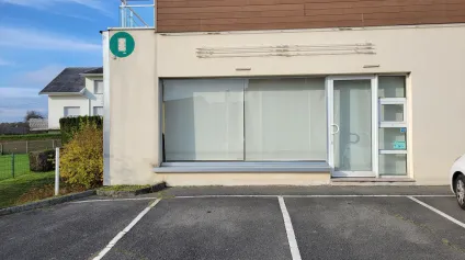 Local commercial de 145m2 à la location à BETHONCOURT - Offre immobilière - Arthur Loyd