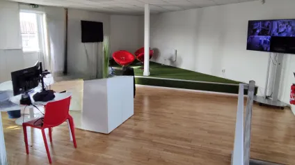 A VENDRE - COUZEIX - BATIMENT D'ACTIVITE TOUS COMMERCES - Offre immobilière - Arthur Loyd