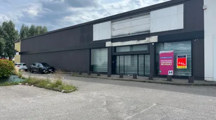 LOCAL COMMERCIAL ZC BARENTIN - Offre immobilière - Arthur Loyd