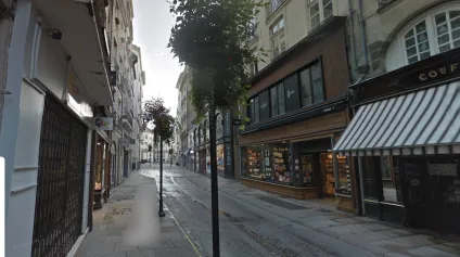 Locaux commerciaux à louer à NANTES 44000 - Offre immobilière - Arthur Loyd