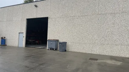 Entrepôt - showroom en location secteur Arras Sainte Catherine - Offre immobilière - Arthur Loyd