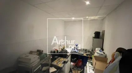 Location local commercial 168 m² - Béziers centre - Forte visibilité - Offre immobilière - Arthur Loyd