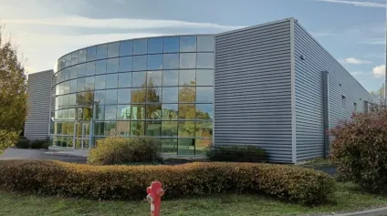 Bâtiment d'activité et de bureaux de 2 100m2 situé à proximité immédiate de l'A20 - Offre immobilière - Arthur Loyd