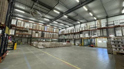 CHAMBRAY LES TOURS LOGISTIQUE 4676 M² FROID POSITIF CO EXCLUSIVITE - Offre immobilière - Arthur Loyd