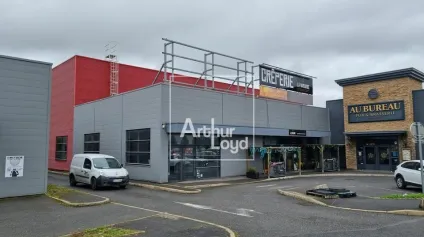 Belle cellule de 770 m² à vendre - Offre immobilière - Arthur Loyd