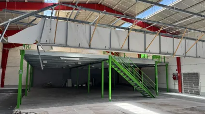 Entrepôts à louer à MARCQ EN BAROEUL 59700 - Offre immobilière - Arthur Loyd