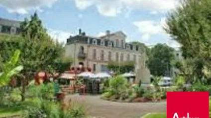 RUE PIETONNE N° 1 - DAX A VENDRE murs commerciaux de 110 m² - Offre immobilière - Arthur Loyd