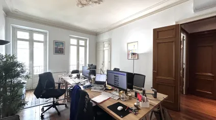 Bureaux en excellent état de 131 m² à vendre ou à louer - Bordeaux proche place Pey Berland - Offre immobilière - Arthur Loyd
