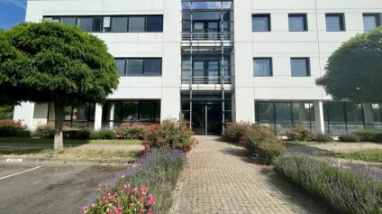 BUREAUX à LOUER de 399.65 m² - Offre immobilière - Arthur Loyd
