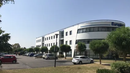 BUREAUX à LOUER de 293.82 m² - Offre immobilière - Arthur Loyd