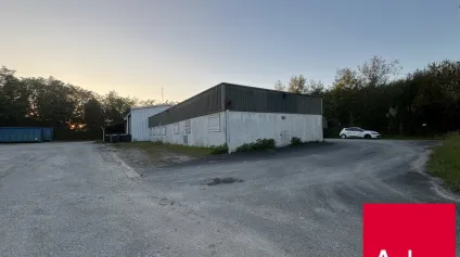 A LOUER -Bureaux + Dépôt sur grand terrain à Bayonne - Offre immobilière - Arthur Loyd