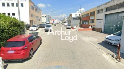 Rare : local d'activité de 237m² à louer sur la zone d'activité de Saint Laurent du Var - Offre immobilière - Arthur Loyd