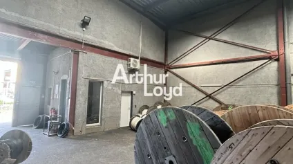 Locaux mixtes 250 m² - Mandelieu - Offre immobilière - Arthur Loyd