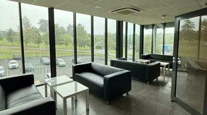 Bureaux à louer 400 m² - Environnement tertiaire dynamique à proximité de Périgueux - Offre immobilière - Arthur Loyd