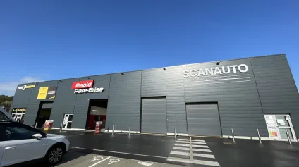 Local commercial 400 m² à louer - Visibilité optimale en entrée de villede zone INTERMARCHE - Offre immobilière - Arthur Loyd