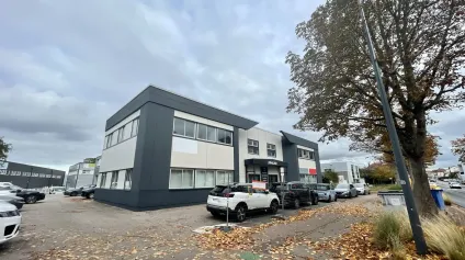 Bureaux à louer à LE PETIT QUEVILLY 76140 - Offre immobilière - Arthur Loyd