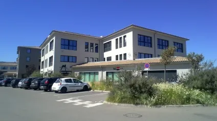 Bureaux PMR neufs avec parkings à louer -Belle visibilité autoroute - ALTA ROCCA - Aubagne - Offre immobilière - Arthur Loyd