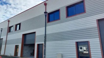 Entrepôt neuf avec parkings à louer - Parc d'Activités du Plateau de Signes - Offre immobilière - Arthur Loyd