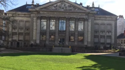 Locaux commerciaux à louer à NANTES 44000 - Offre immobilière - Arthur Loyd