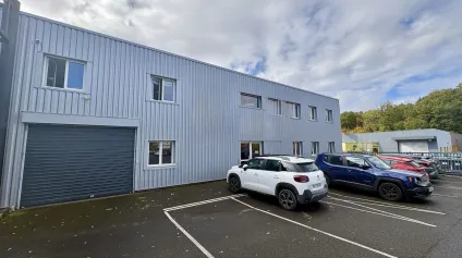 Local activité à louer st jean de braye - Offre immobilière - Arthur Loyd