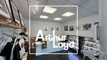 LOCAUX PROFESSIONNELS A LOUER - ST JEAN DE VEDAS - TERRASSE PRIVATIVE - Offre immobilière - Arthur Loyd